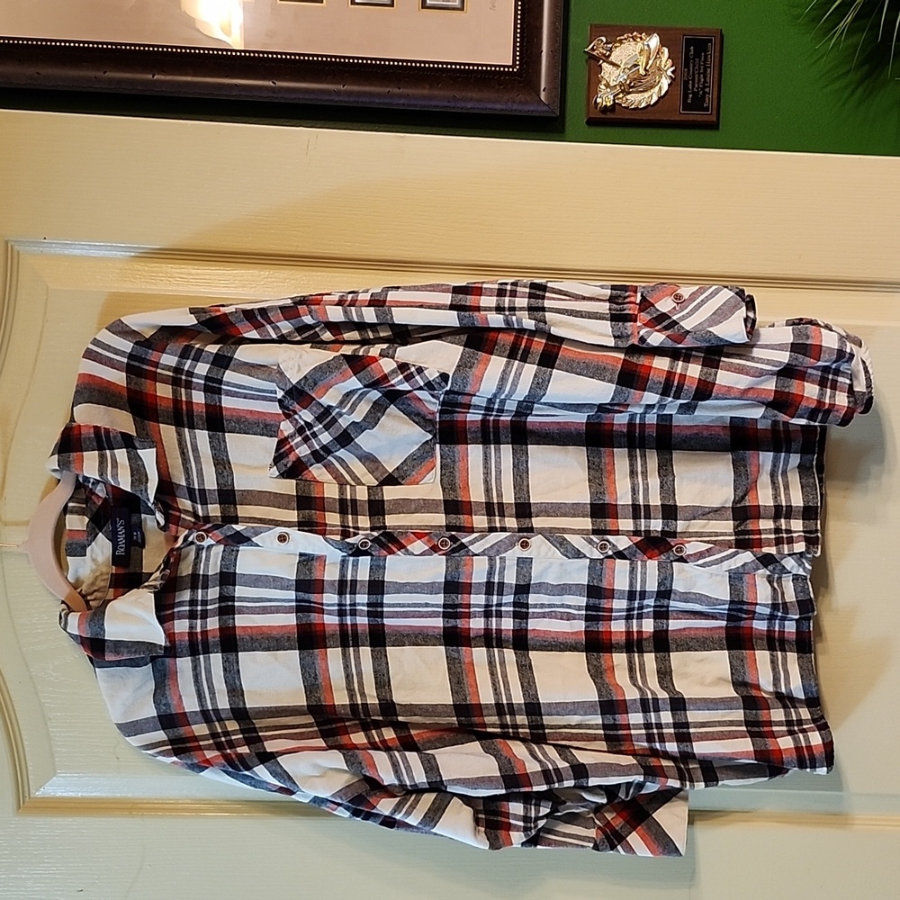 ROAMAN'S FLANNEL BUTTON DOWN SHIRT